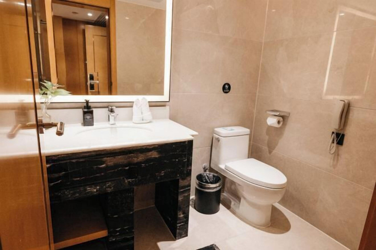 Bathroom 3, Shen Long Hotel, Chuzhou