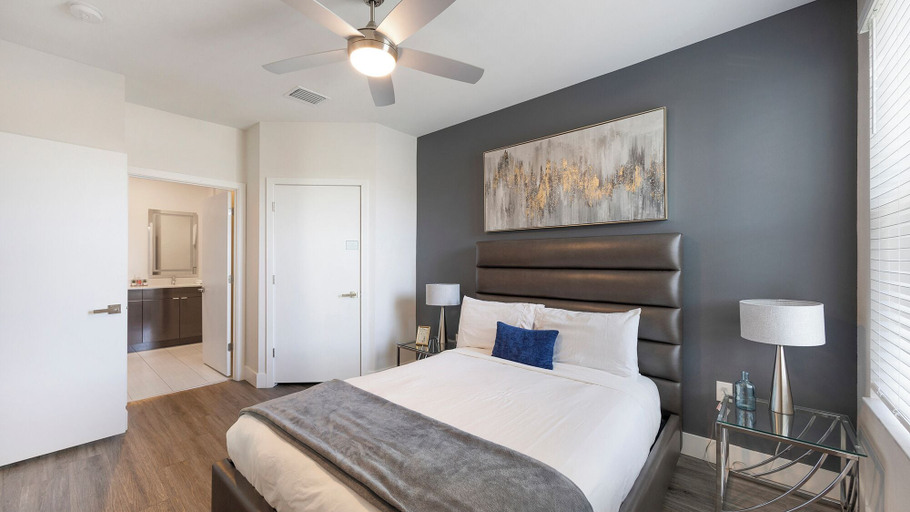 Bedroom 3, Landing Tampa Westshore, Hillsborough