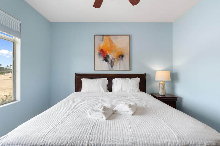 Room 4, Shea 2 in Scottsdale, Maricopa