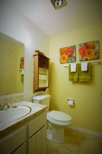 Bathroom 3, NE 82nd St Redmond, King