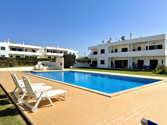 Room 2, P RA SEA View With Pool by Homing, Silves