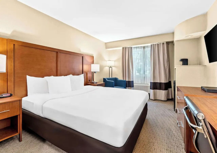 Room 5, Aurora Inn, Stanislaus