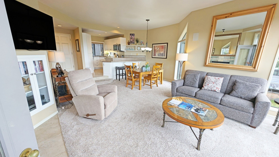 Primary image 1, Mt Bachelor Village 332 2 Bedroom Condo, Deschutes