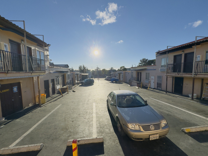 Property grounds 2, Parklane Motel, Alameda