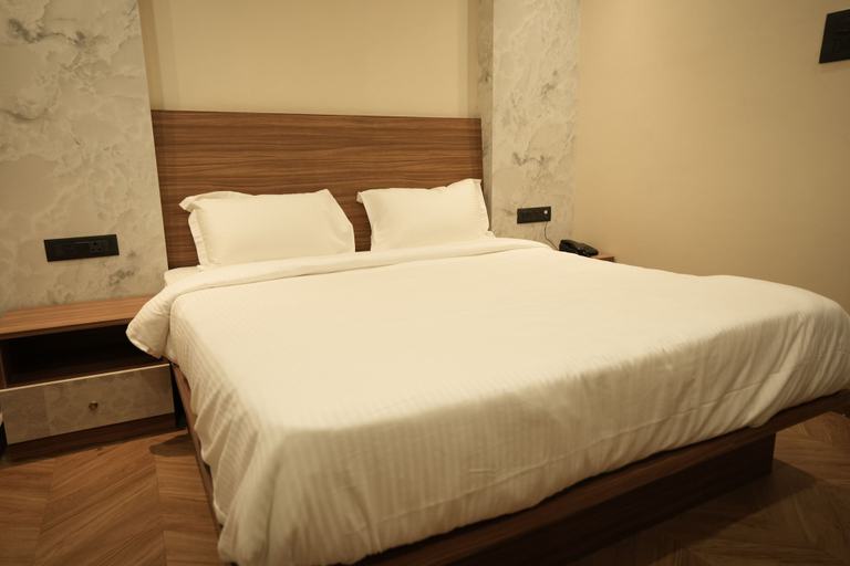 Room 5, AANGAN INN, Cuttack