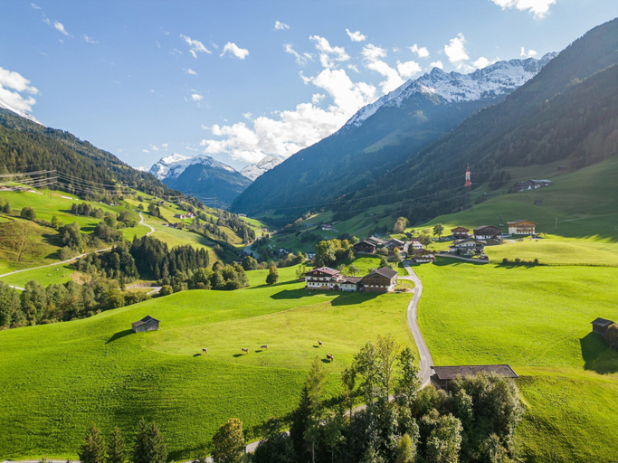 View from property 3, Apartment in Mittersill With Mountain View, Zell am See