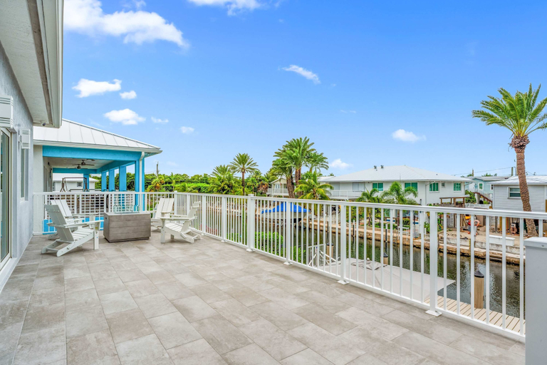 Room 4, Saltwater Social Game Room Pool Dock Views, Monroe
