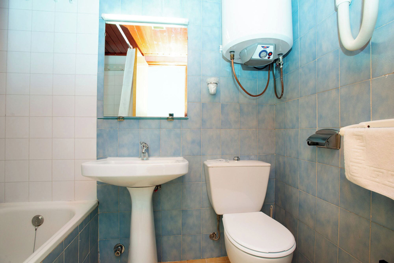 Bathroom 4, Apartamentos Lake Placid 3000, Pyrénées-Orientales