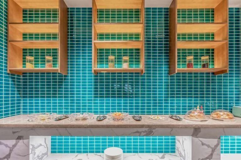 Bathroom 3, AutobotsOutbots Hotel (Aquarium Station), Zhengzhou