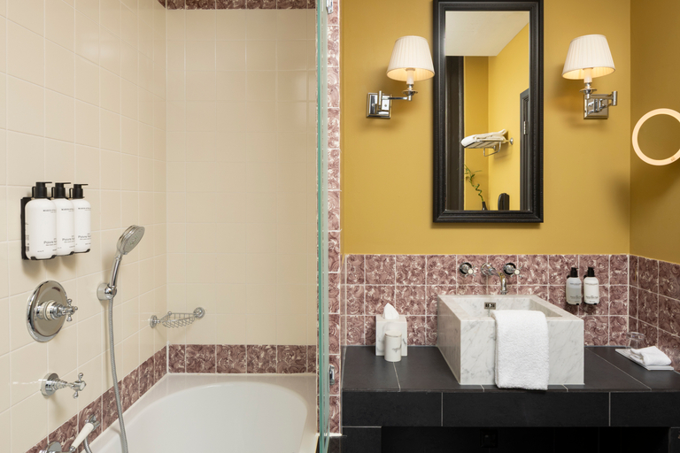 Bathroom 4, Hotel Des Indes The Hague, The Hague