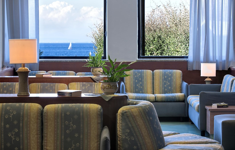 Public Area, Hotel Parco Aurora, Napoli