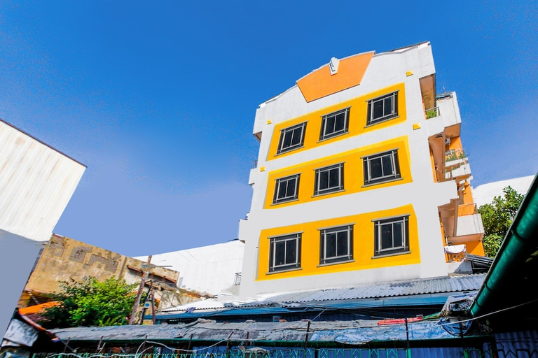 Exterior & Views 1, OYO 2628 Kartini Residence, Central Jakarta