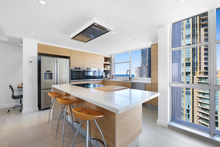 Private kitchen 2, Surfers Paradise Stay With Resort-style Amenities, Gold Coast