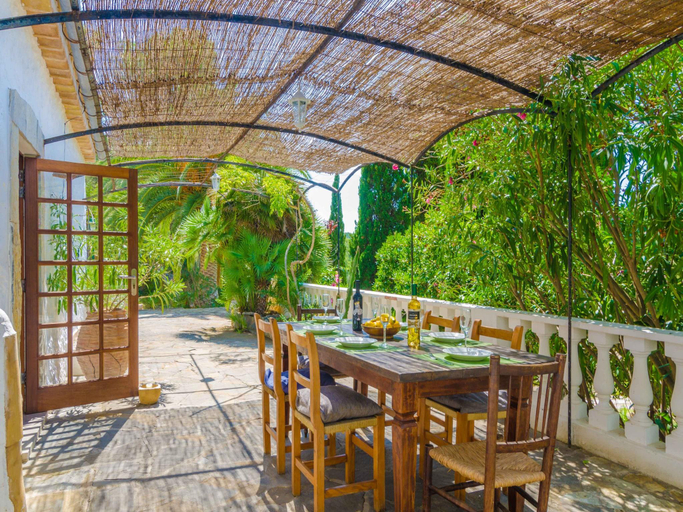 Food & Drinks 4, Can Bolei - Villa With Private Pool In Sant Elm, Baleares