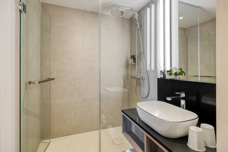 Bathroom 4, Citadines Kurfürstendamm Berlin., Berlin