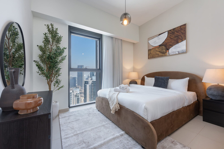 Room 4, Top Class 2BR With Burj Khalifa View in Downtown, Dubai