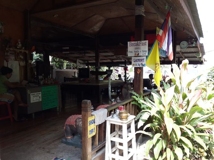 Food & Drinks 5, Save Bungalows, Ko Phangan