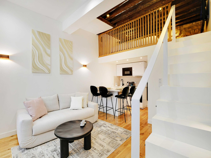 Others 5, Magnificent apartment - 1BR4P - Arts et Metiers, Paris