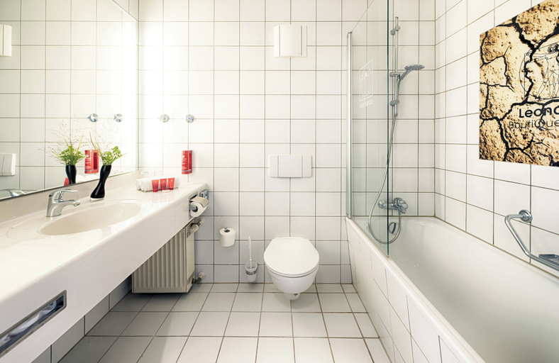 Bathroom, Leonardo Boutique Hotel Berlin City South, Berlin
