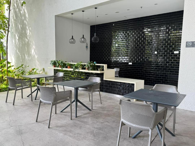 Food & Drinks 5, Highpark Suites in PJ, Kelana Jaya by Plush, Petaling Jaya