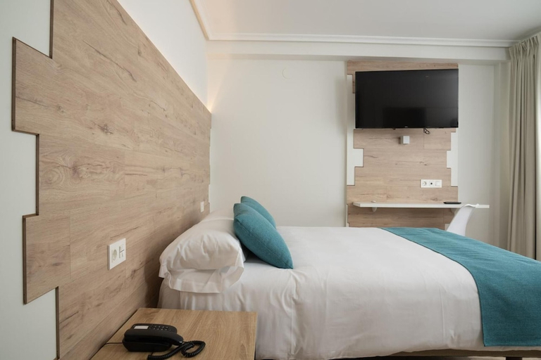 Bedroom 3, Hotel Vida Finisterre Centro, A Coruña