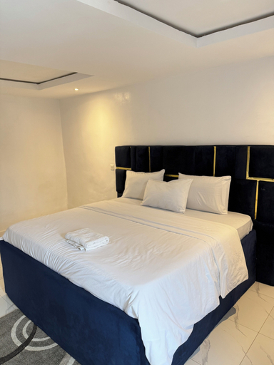 Room 4, Msquare Comfort, Obafemi-Owode