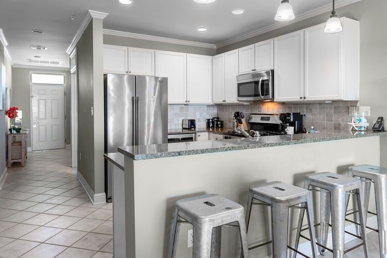 Private kitchen 4, The Whart Unit 505 2 Bedroom Condo by RedAwning, Baldwin