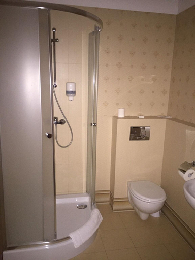 Bathroom 3, Pałac w Rymaniu, Kołobrzeg