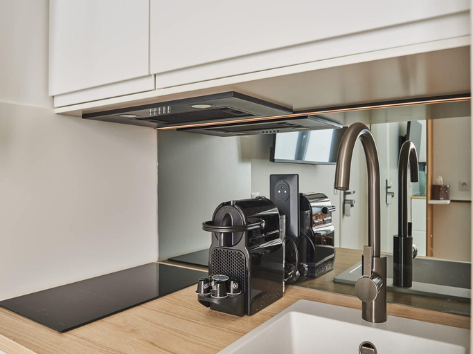 5, Superb AC studio Eiffel TowerChamp de Mars, Paris