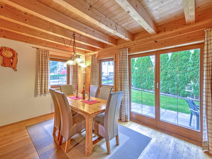 3, Holiday Village Wildschonau Traditional Chalet, Kufstein