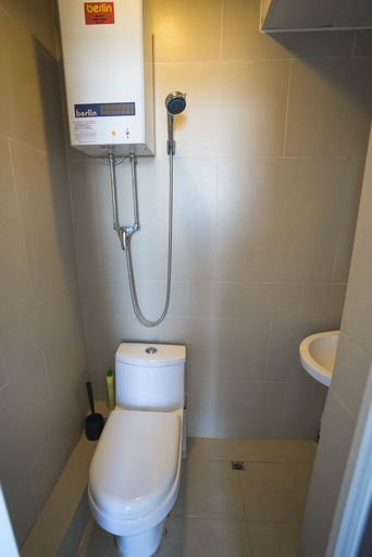 Bathroom 2, The Cultural Crashpad, Kowloon