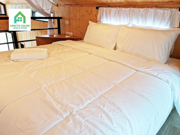 Bedroom 2, Tiny House on Koh Lanta Only 2 Mins Walk to the Beach, Ko Lanta