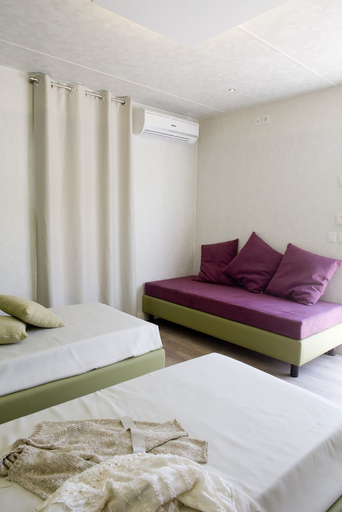 Bedroom 2, hu Roma Camping In Town, Rome