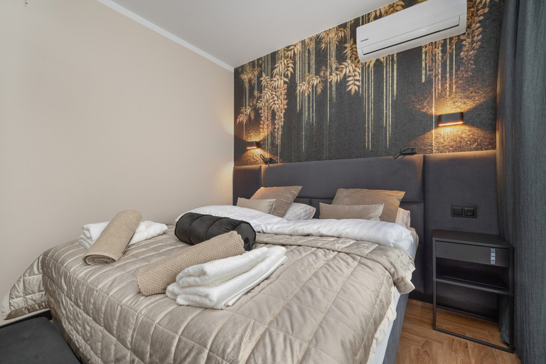 Room 3, Holiday Studio With Balcony, Indoor Pool, Sauna, Kłodzko