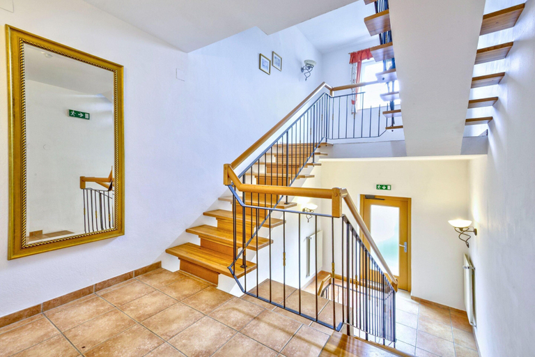 Interior 4, Vicky Apartment - Central, Mountain Stay, Kufstein