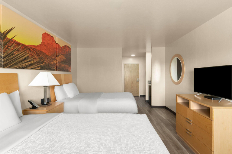 Bedroom 3, Days Inn by Wyndham Chino Valley, Yavapai