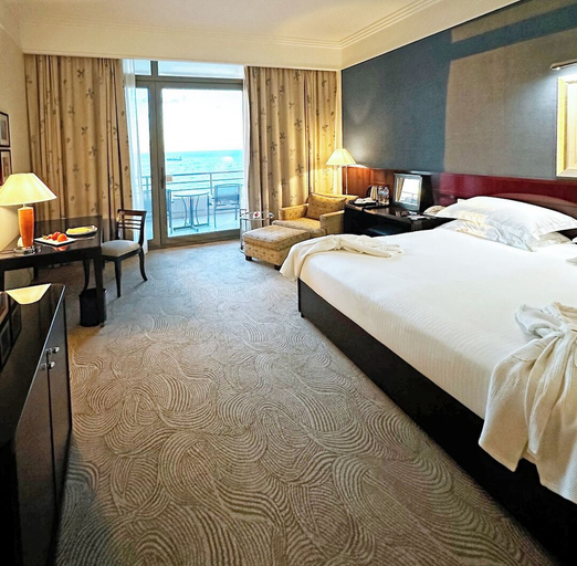 Bedroom 3, Le Royal Hotel Beirut, El Metn