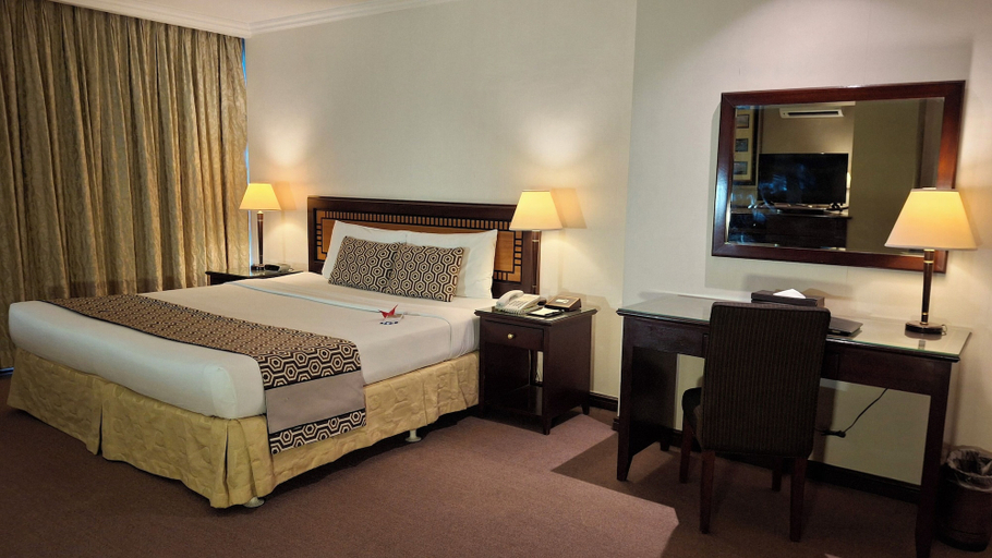 Bedroom 4, Herald Suites Solana, Makati City