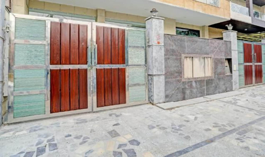 Property entrance 3, Fabhotel Royale 19, Gautam Buddha Nagar