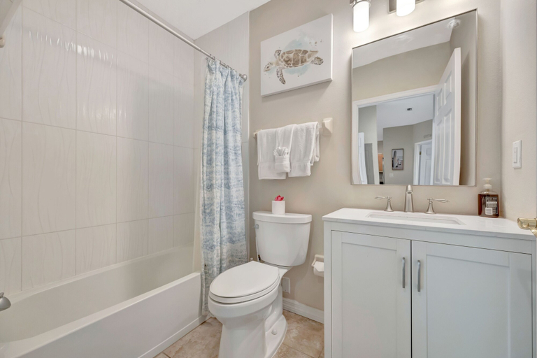 Bathroom 2, Harborview Grande Condominium, Pinellas