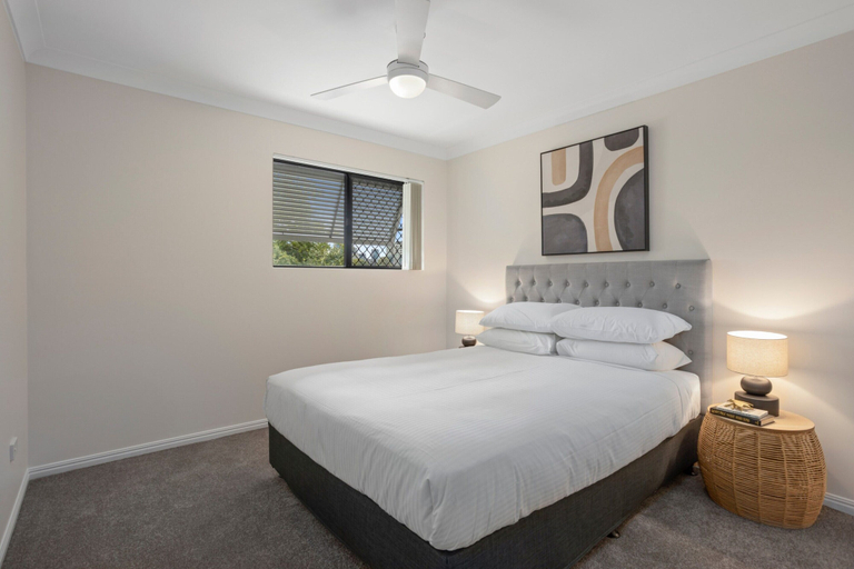 Others 3, Comfy 2-bedroom Family Apartment With Free Parking, Brisbane