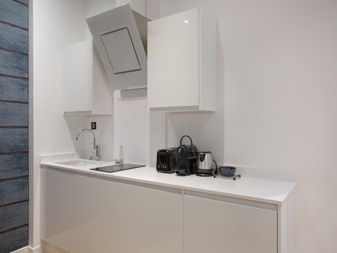 Others 4, Superb New Apartment Saint Germain des Pres, Paris