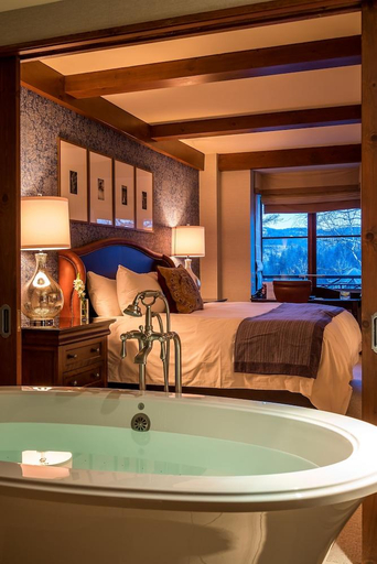 Bathroom 5, Hotel Quintessence, Les Laurentides