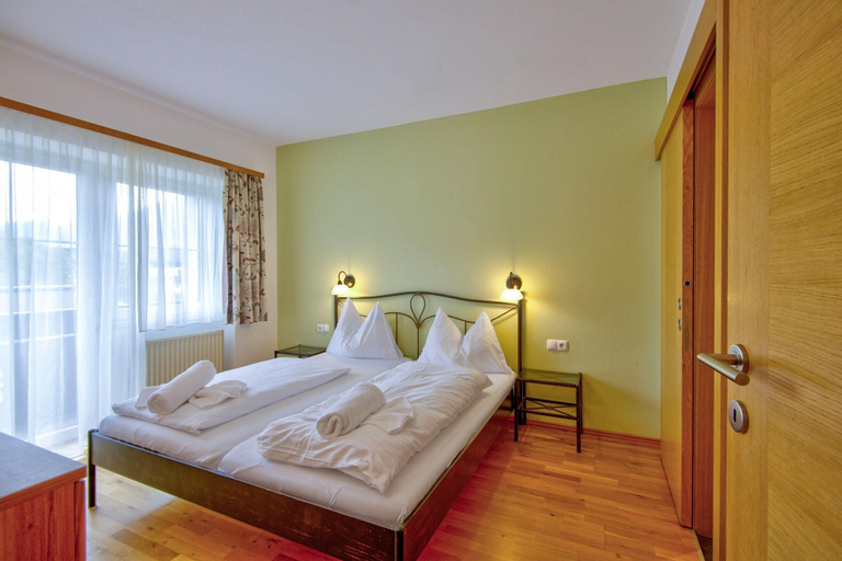 Room 5, Apartment in Wildschonau With Shared Sauna, Kufstein