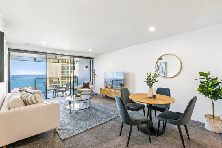 Dining 4, Circle on Cavill Luxe 2-bed With Views & Pool, Gold Coast