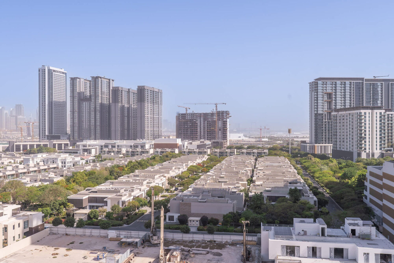 Room 2, Eye-catching 1 Bedroom in Azizi Riviera, Dubai