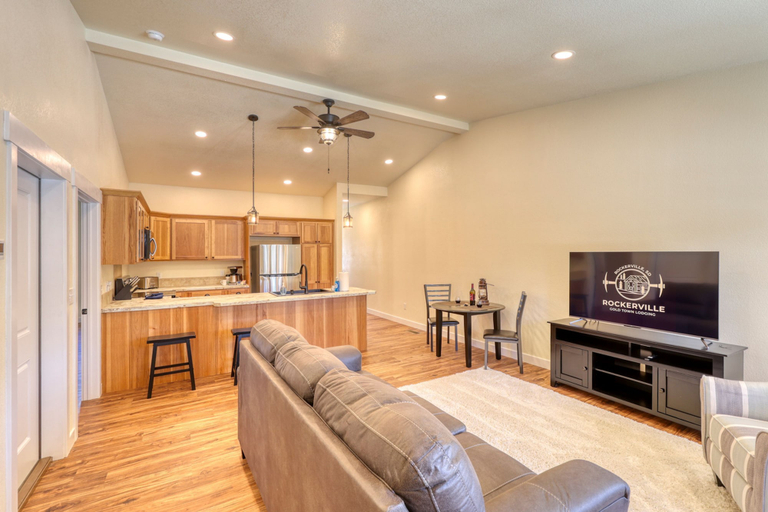 Room 5, Gold Rush Charm Meets Modern Comfort, Pennington