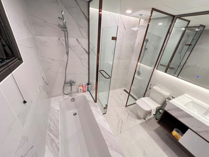 Bathroom 4, The Peak Midtown - Gorgeous Riverside, District 7