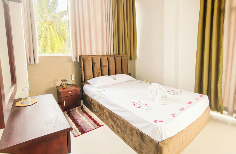 Room 4, Sasnidu Villa, Hikkaduwa