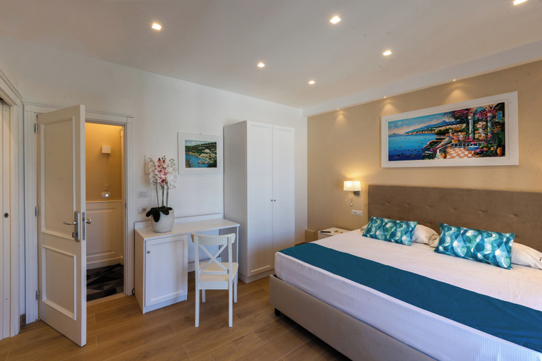 Bedroom 3, HOTEL KALI SORRENTO, Napoli